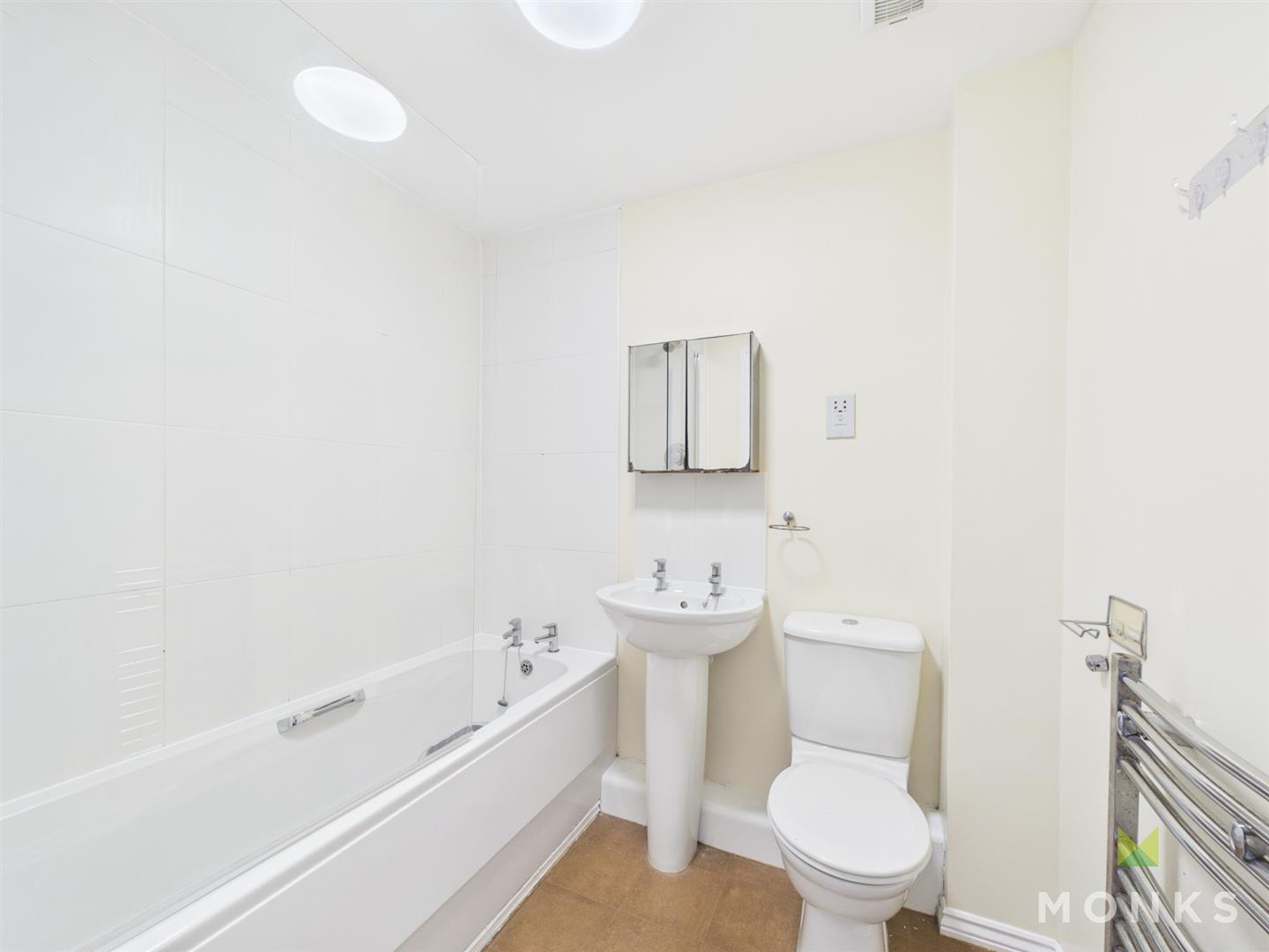 19 St. Johns Walk, Telford, TF4 2FT Let Agreed